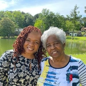 Meet your Posher, Val